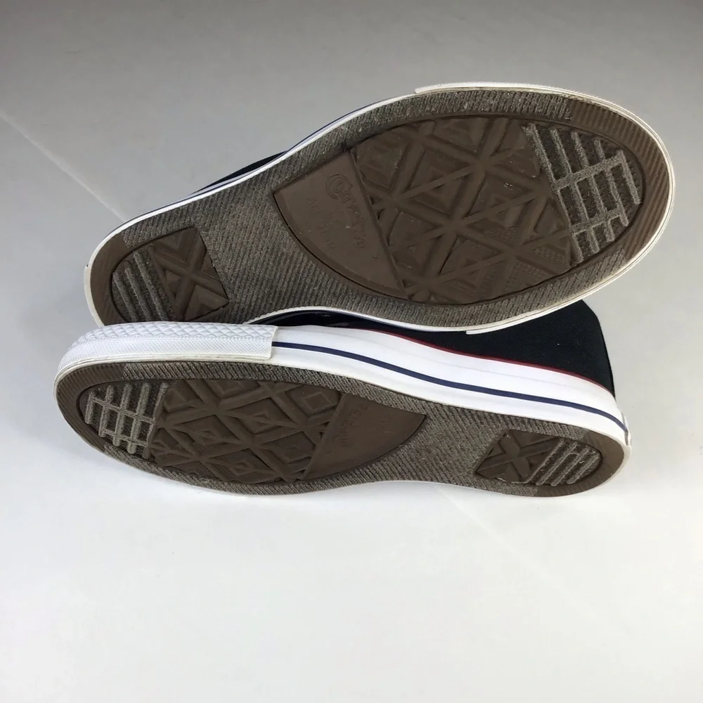 Converse Chuck Taylor Wedge Lux Mid in Black Size 8.